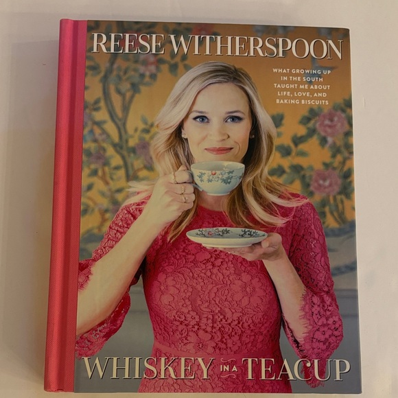 Reese Witherspoon ‘Whiskey in a Teacup' First Edition Hardcover September 2018 - Picture 12 of 14